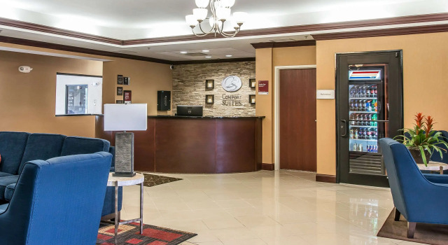 Comfort Suites South Bend Near Casino, Забронировать Отель Саут-Бенд Индиана