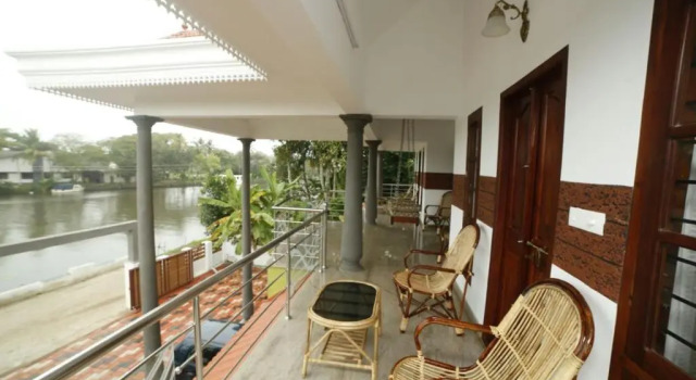 Mango Kerala Homes, Varaa Hotelli Hotellit New Delhi pysäköinnillä, Pysäköinti