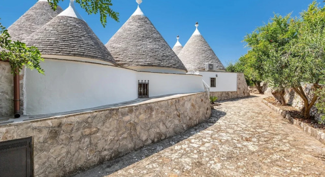 2061 Villa Trulli Natura by Perle di Puglia