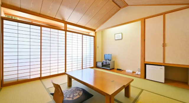 Kochi Kuroshio Hotel, Prenota Hotel Konan 