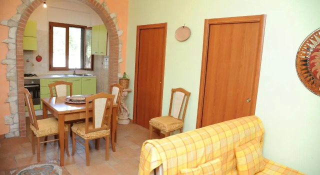 Villa Carmine, Buchen Sie Villa Cottages in Foresta Umbra, Cottage