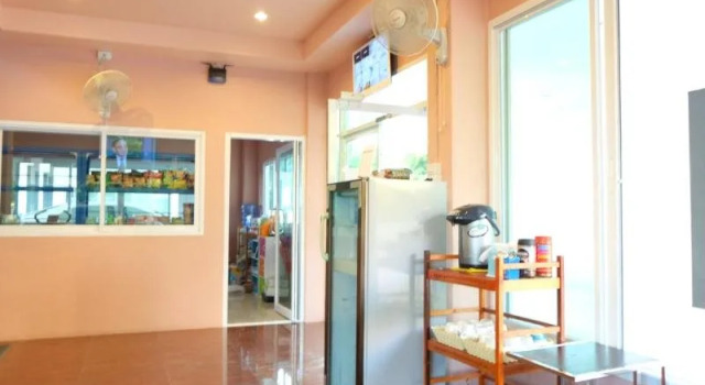 Farrnirunn Residence, Varaa Hotelli Hotellit North-Eastern Thailand pysäköinnillä, Pysäköinti
