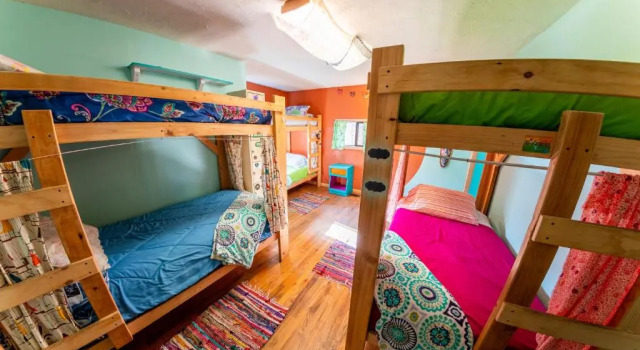 Кровать в общем номере The Wanderlust Hostel