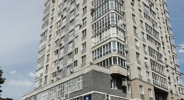 Brilliant Inn на проспекте Нариманова 38