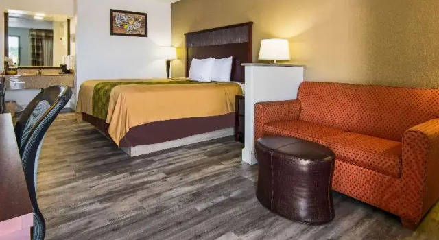Номер Standard Econo Lodge Inn & Suites Macon North