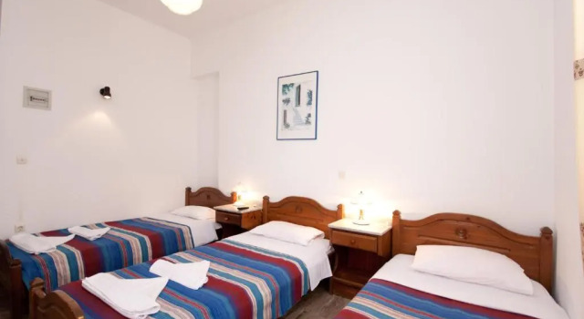Трёхместный номер Standard с балконом Angelikis Studios Paros