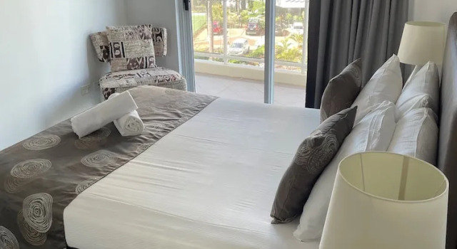 Апартаменты c 1 комнатой с балконом The Crest Apartments - Main Beach