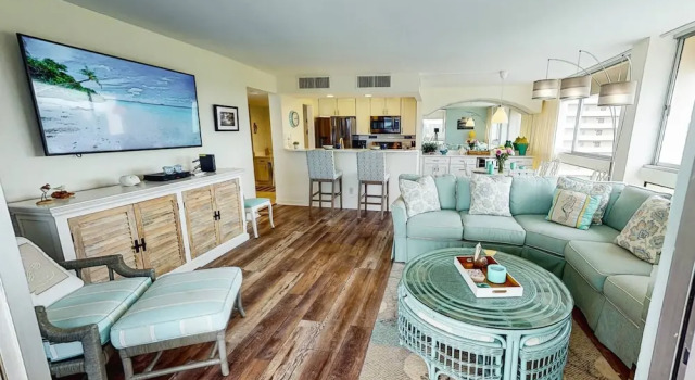 Palm Bay Club 7th-floor Oceanfront Condo on Private Beach