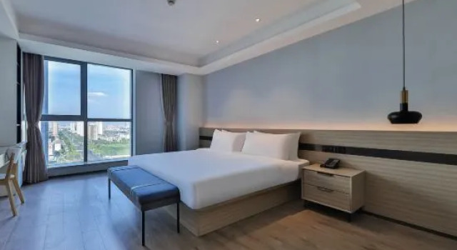 Люкс Deluxe Madison Hotel Suzhou Railway Station