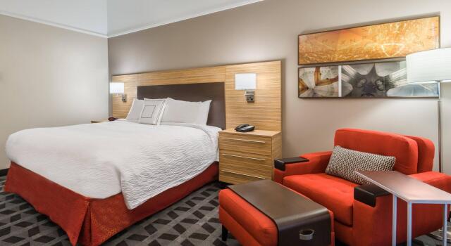 Двухместный люкс TownePlace Suites by Marriott Latham Albany Airport