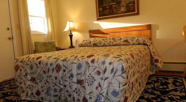 Twin Oaks Motel, Buchen Sie Motel Manasquan 