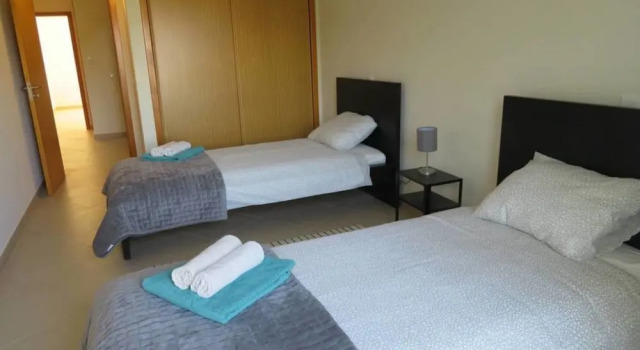 2 Bed Apartment With com Pool