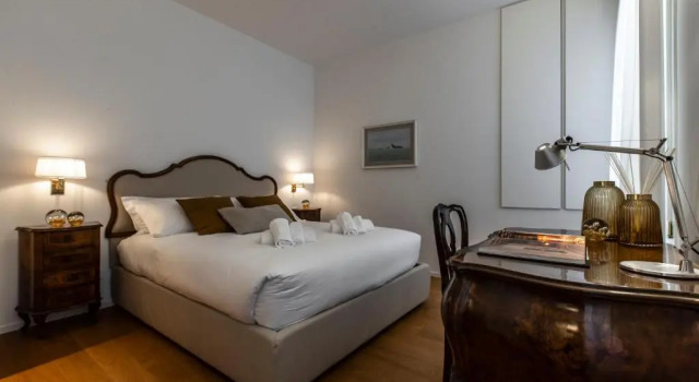 Ca' Delle Acque Deluxe Apartment R&R, Забронировать Апартаменты/квартира Апартаменты Венеции, рядом с Консульство Франции в Венеции, Апартаменты/квартира