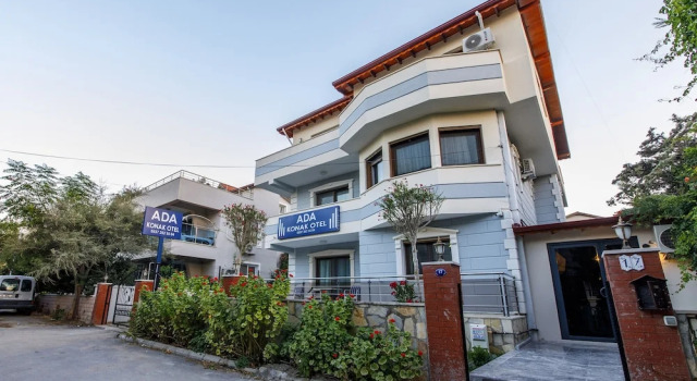 Ada Konak Otel, Забронировать Отель Отели Урла с парковкой, Парковка