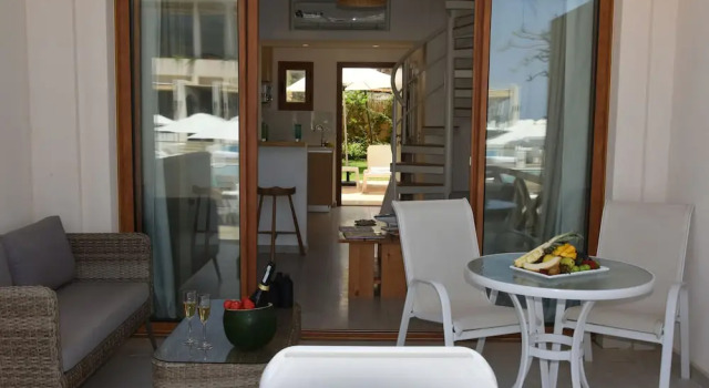 Номер Standard Дуплекс с 2 комнатами с видом на бассейн La Siesta Hotel & Beach Resort