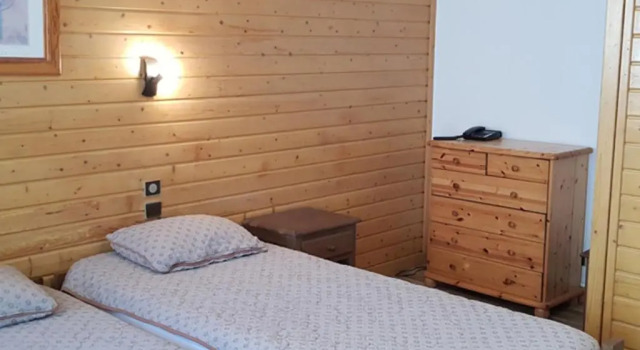 Appartement Brides-les-Bains, 1 pièce, 4 personnes - FR-1-512-237, Prenota Appartamento Hotel a Alvernia con parcheggio, Parcheggio