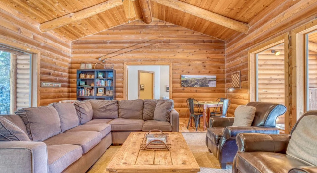 Chapman Lodge, Rezerwuj Hotel Hotele w Sunriver z parkingiem, Parking