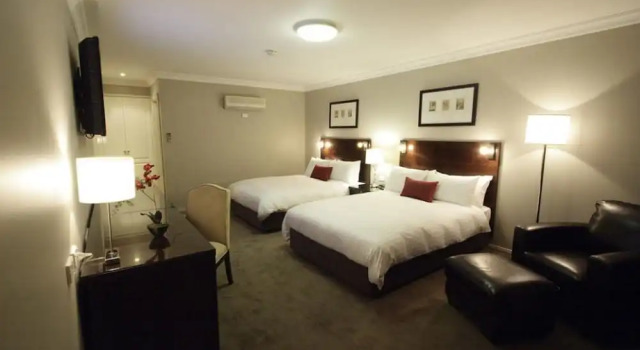 Двухместный люкс Deluxe Carlyle Suites & Apartments