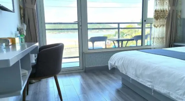 Zhoushan Peach Blossom Island Play Sand Sea View Homestay, Prenota Hotel Hotel a Zhoushan con parcheggio, Parcheggio