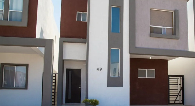 Beautiful New Home Near The US Consulate, Rezervovat Hotel Hotely v Chihuahua s parkováním, Parkování