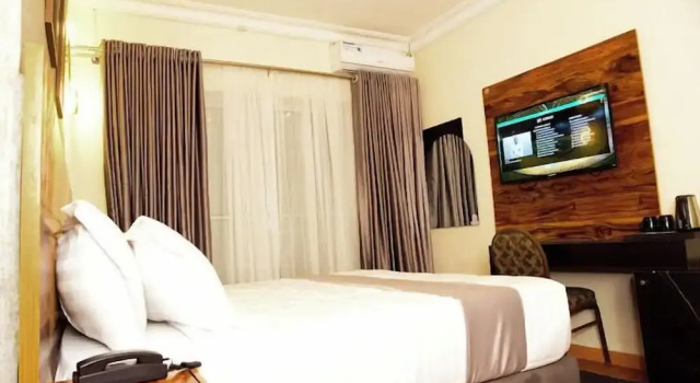 House 27, Rezervovat Hotel Hotely v Lagos State s parkováním, Parkování