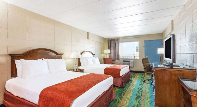 Howard Johnson by Wyndham Virginia Beach At The Beach, Boek Hotel Hotels in Virginia met ontbijt, Ontbijt