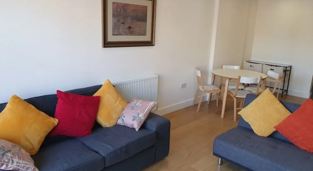 AMAZING 2 BEDS 2 BATHS 10min LDN BRIDGE