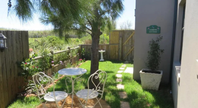 Коттедж c 1 комнатой Sunbird Cottage