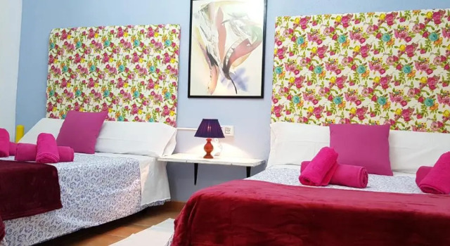 Calle Frailes, 7 Apartamento 2, Забронировать Апартаменты/квартира Отели Гранады с парковкой, рядом с Парк Фредерико Гарсия Лорки, Парковка