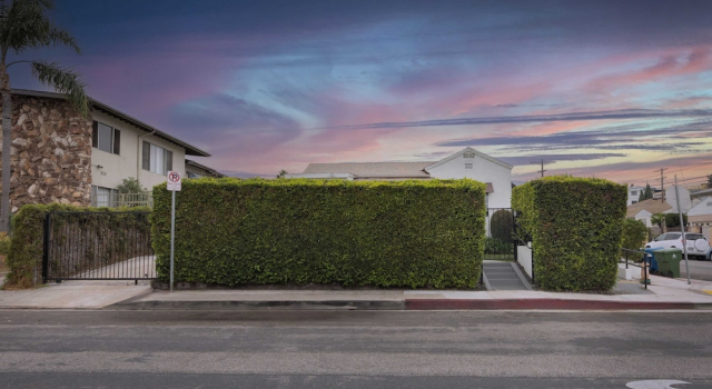 10mins to Rodeo Drive, 15mins to Venice Modern 4bdr Shenandoah by Avantstay