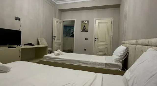 Номер Classic Penthouse Panorama Baku