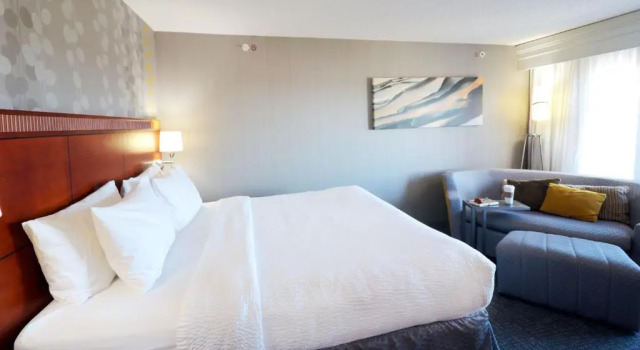 Номер Standard Courtyard by Marriott Salina