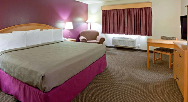 Двухместный номер Standard AmericInn by Wyndham Jackson