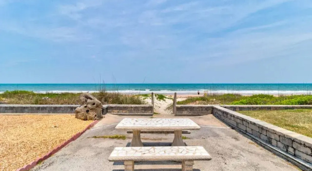 3 Bedroom 2 Bath Pet Friendly Ocean View 4 Houses From Beach