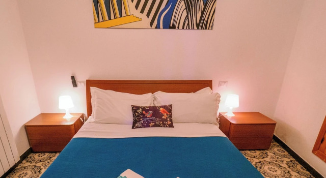 Апартаменты с 3 комнатами с балконом и с видом на море Unda de Ma Apartment with AC & Sea View Balcony