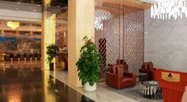 Spring Hotel, Rezerwuj Hotel Hotele w Mawei z parkingiem, Parking