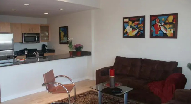 Charlesview Suites Beacon Hill, Забронировать Отель Бостон Бостон, рядом с Round Corner House