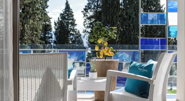 Номер Deluxe Eden Reserve Hotel