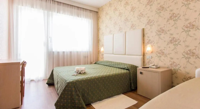 Трёхместный номер Standard Hotel Benini