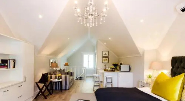 The Paddocks - Upmarket Loft Suite, Beaulieu, Midrand, Boek Hotel Midrand 