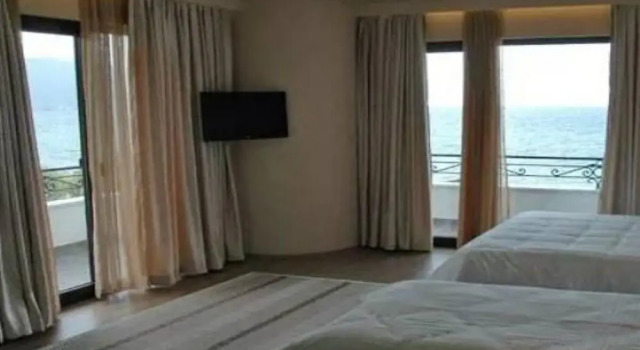 Трёхместный номер Standard Hotel 1 Maji