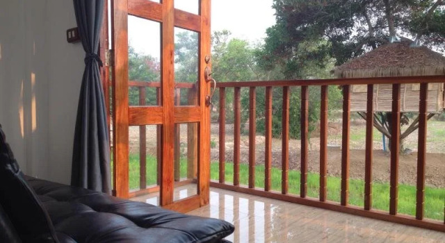 The Country Farm Resort & Homestay, Rezervovat Farmářský pobyt Sawang Daen Din Thajsko