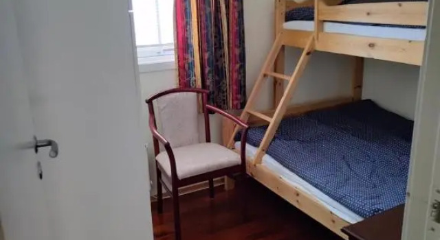 Tjeldsundbrua Overnatting - Sjøhus1, Rezerwuj Hotel Hotele w Tjeldsund z parkingiem, Parking