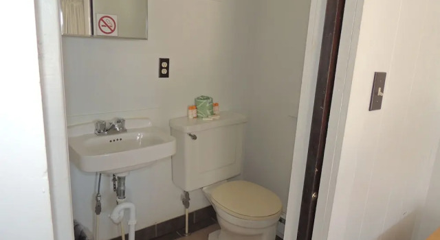 Четырёхместный номер Standard Phil & Anns Sunset Motel