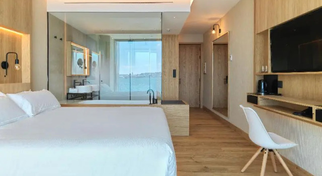 Двухместный номер Standard с балконом Noa Boutique Hotel