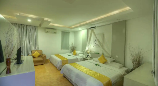 Семейный номер Standard с балконом Angkor Sweet Night Hotel