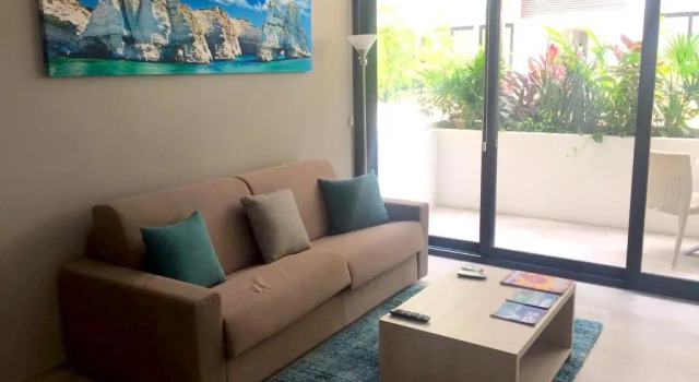 Апартаменты Lovely One Bedroom With Amazing Terrace View