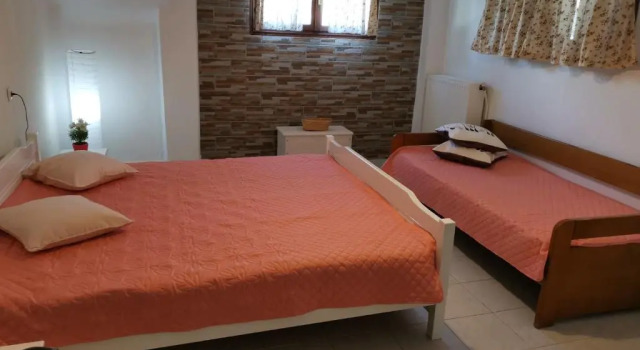 Orange_Blue_Apartment N2 near sea, Book Apartment Hanioti 
