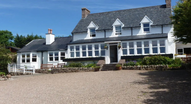 Summer Isles Hotel