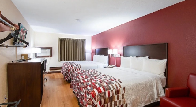 Номер Deluxe Red Roof Inn Cameron